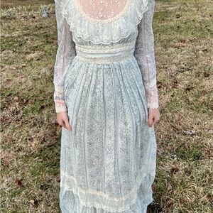 Rare 🩵 Romantic Victorian Gunne Sax Lace Dress Size 5 Blue and White Toile